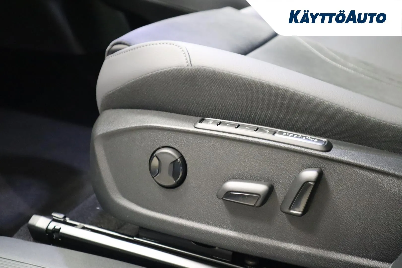 Volkswagen ID.4 SRO-105 carousel image