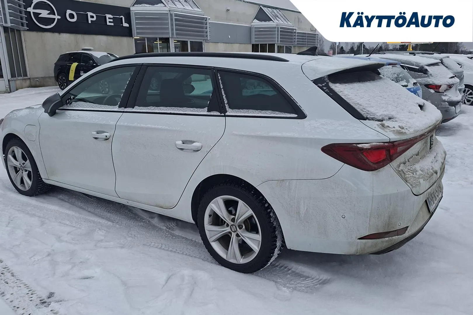 SEAT Leon Sportstourer MPK-573 carousel image