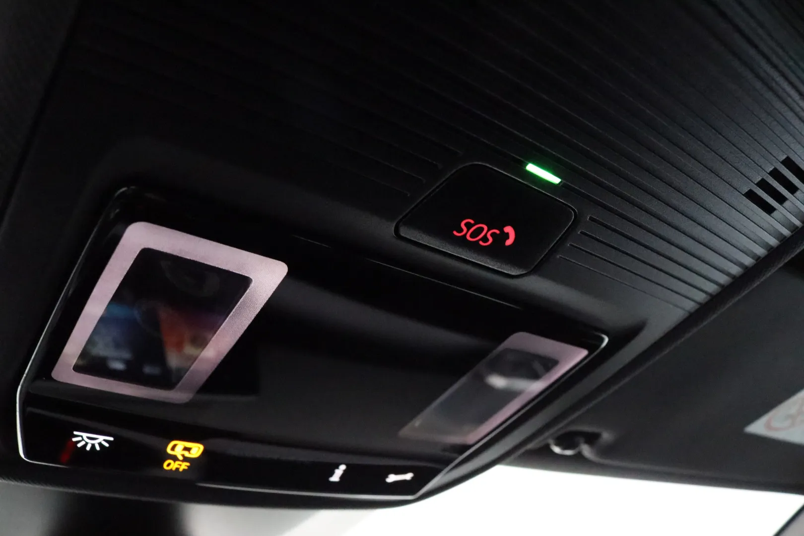 SEAT Leon Sportstourer MPK-573 carousel image