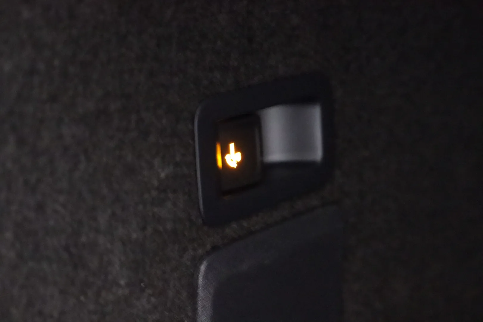 SEAT Leon Sportstourer MPK-573 carousel image