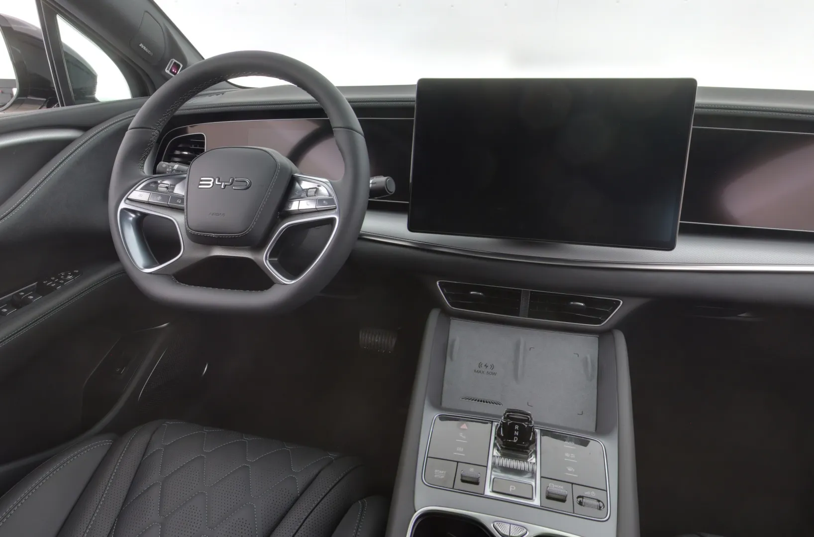 BYD Sealion 7 MRO-733 carousel image