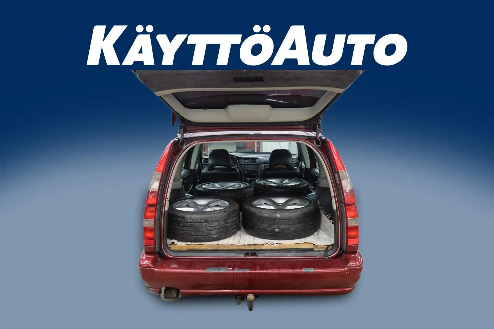 VOLVO V70 RTF-312 carousel image