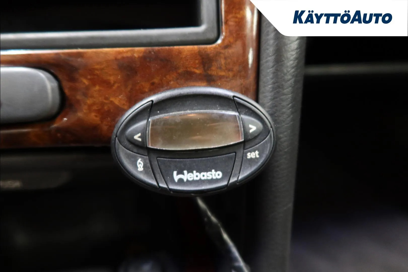 VOLVO V70 RTF-312 carousel image