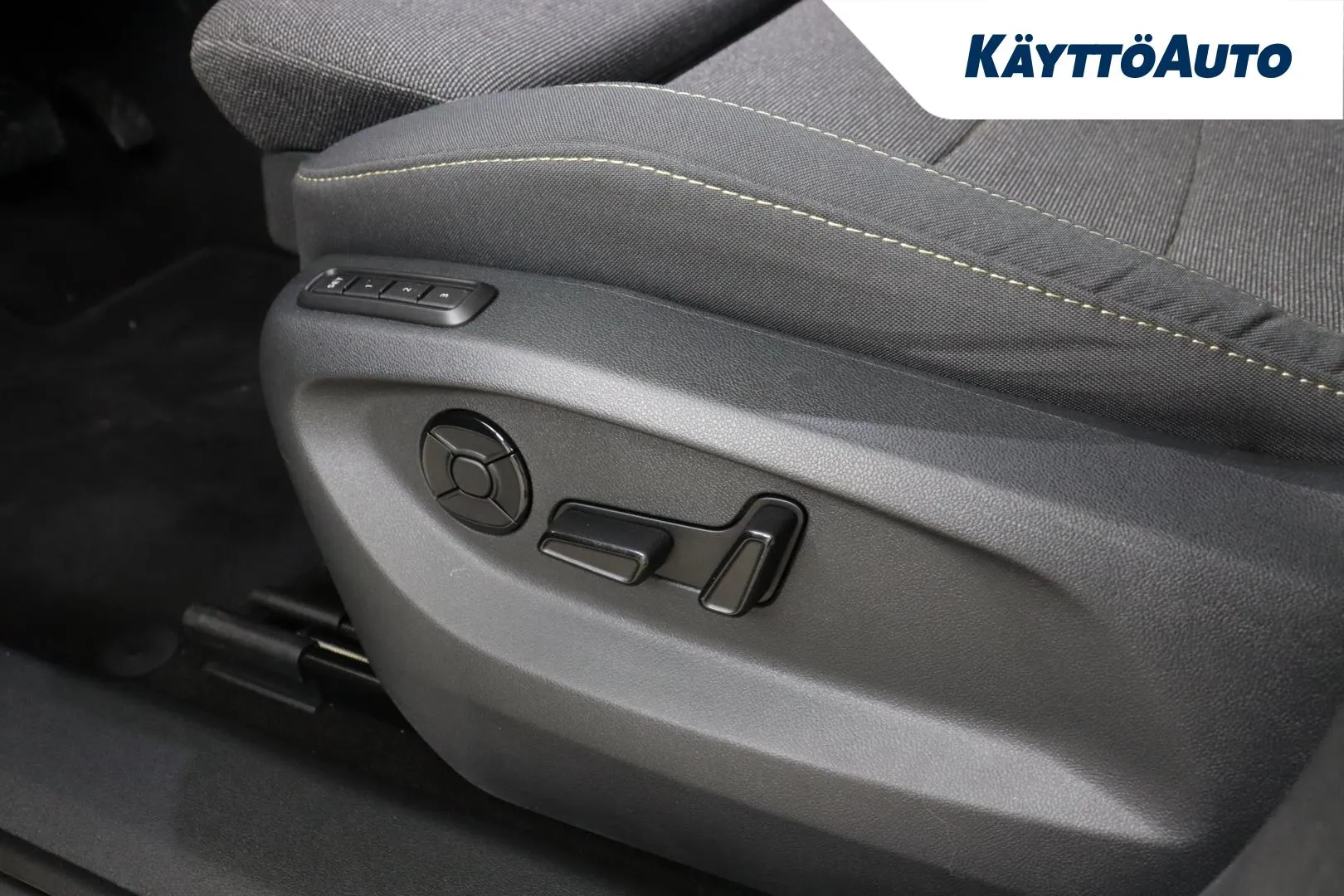 Skoda Kodiaq JNN-248 carousel image