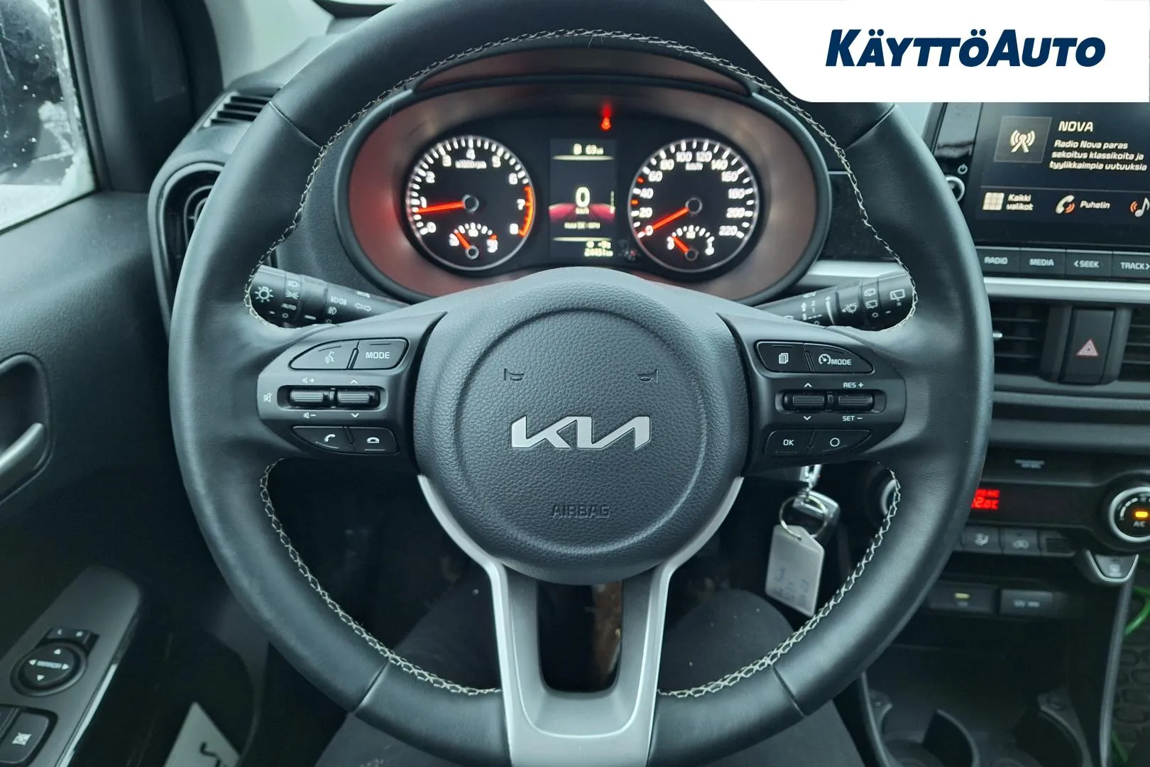 KIA Picanto XRN-638 carousel image