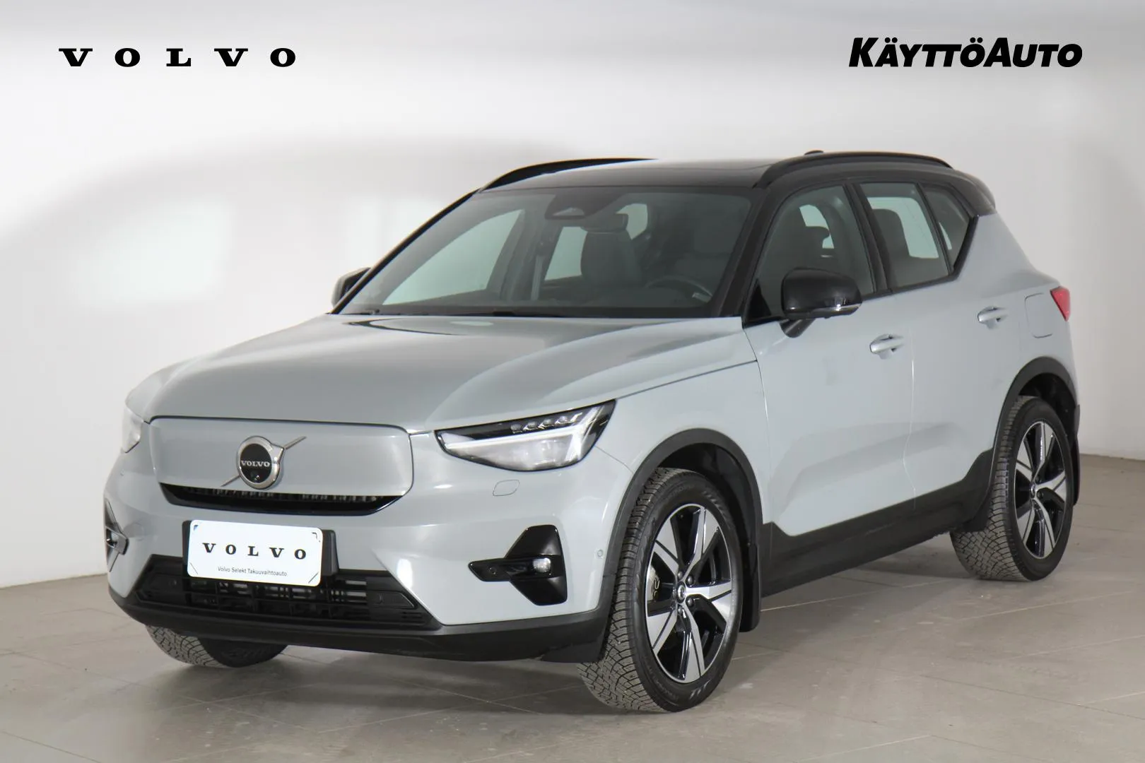 VOLVO XC40 YXS-321 carousel image