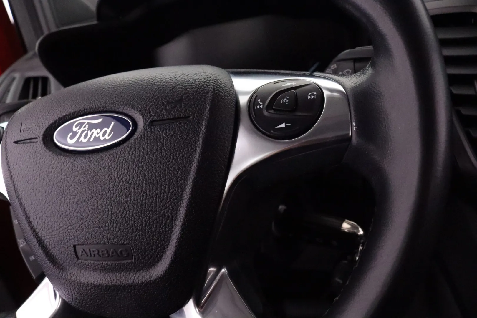 FORD Grand Tourneo Connec FNP-339 carousel image