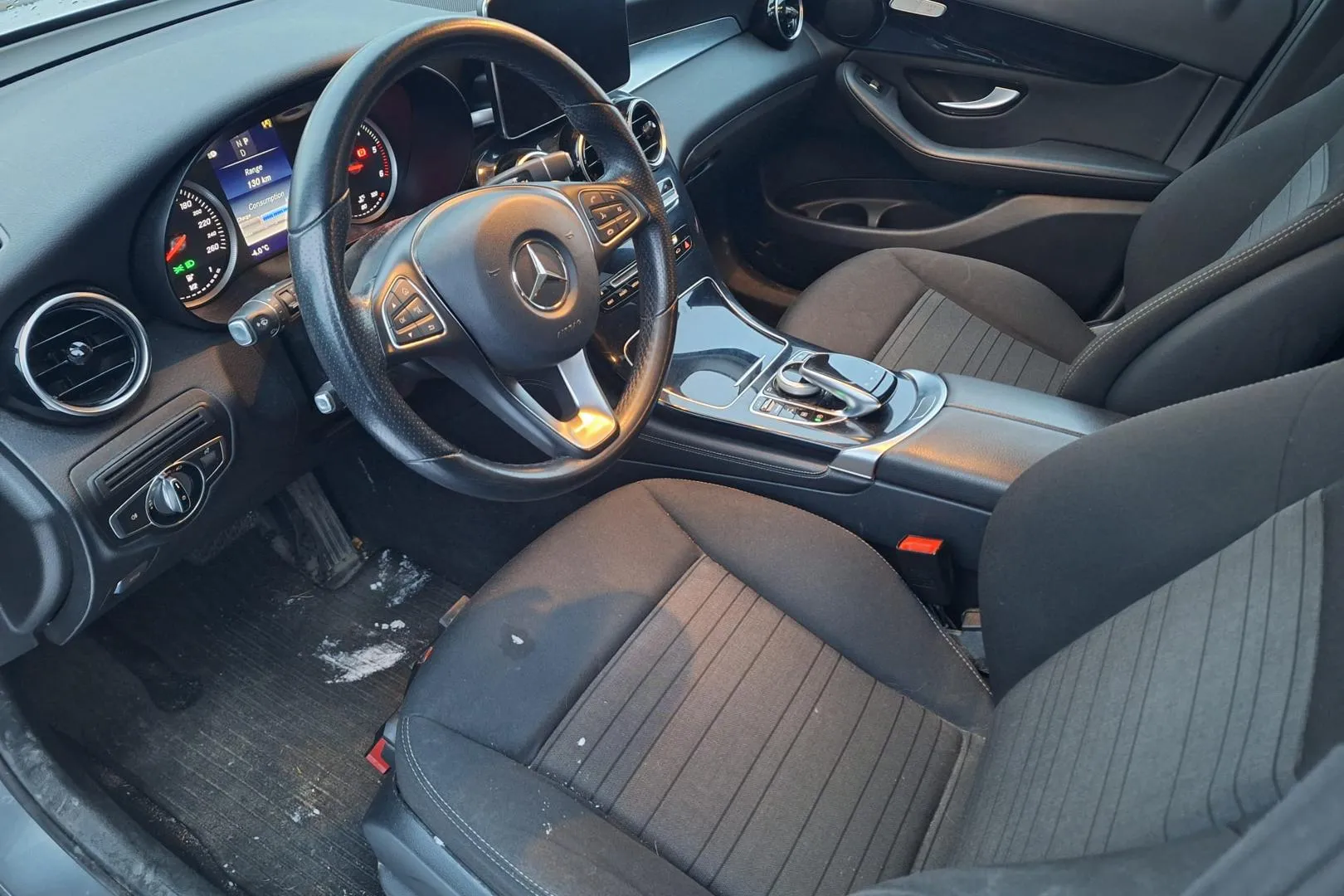 MERCEDES-BENZ GLC LOT-219 carousel image