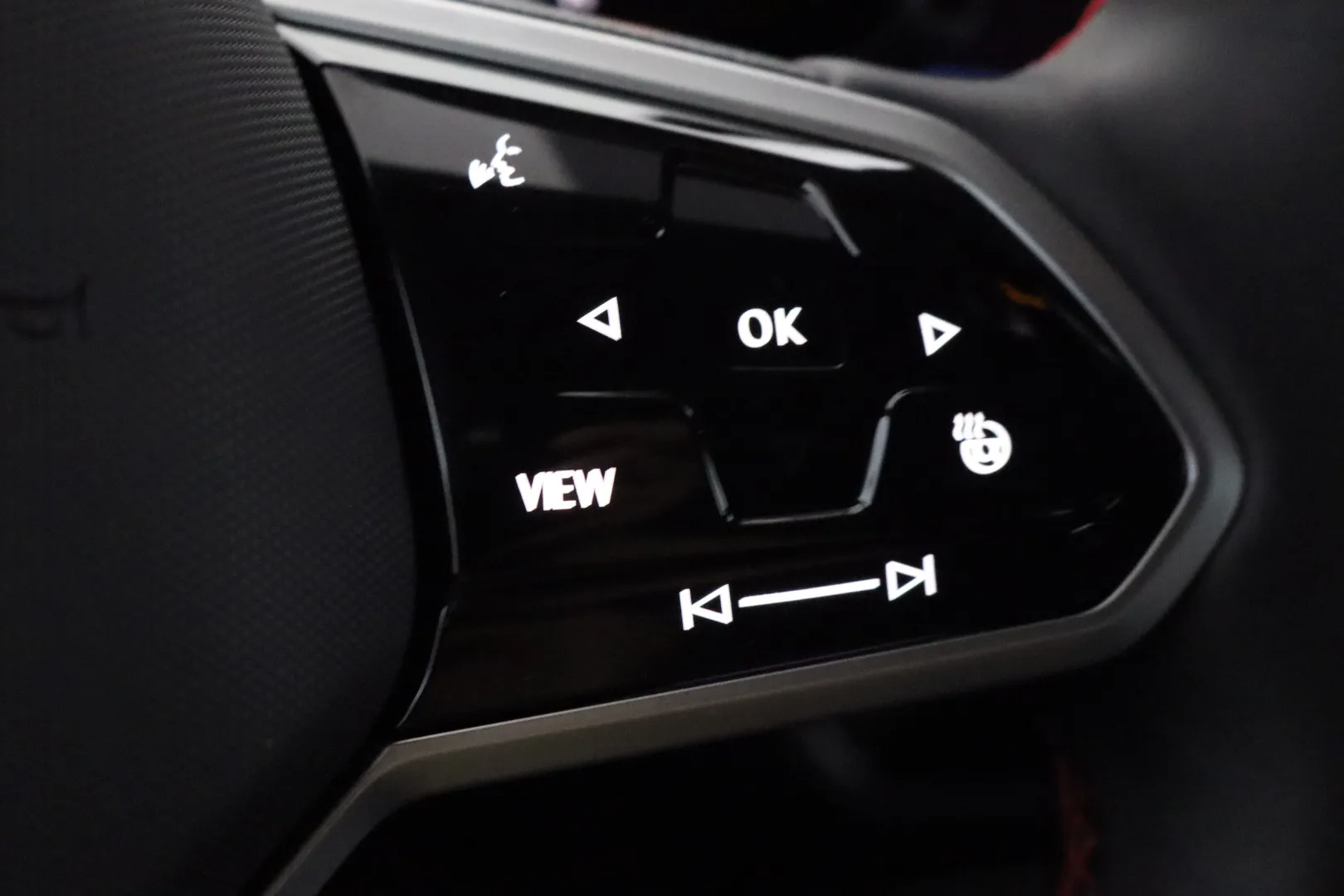 Volkswagen ID.7 RXS-493 carousel image