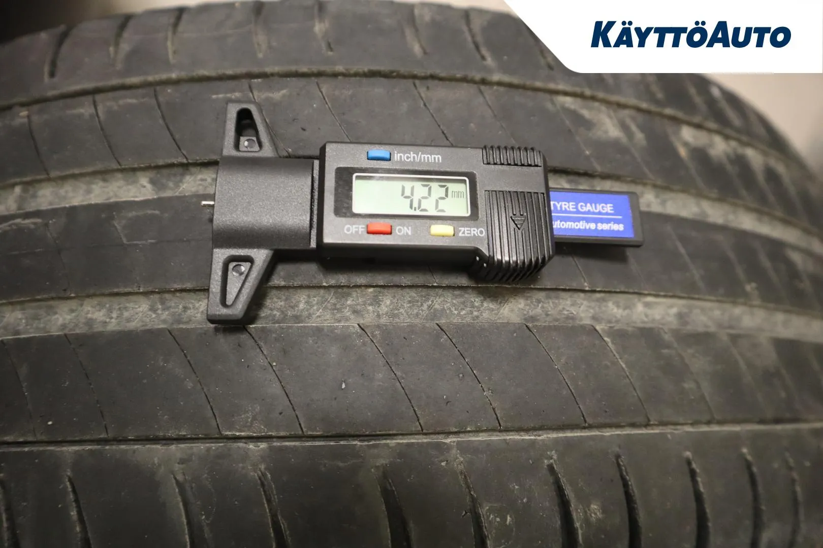 RENAULT Kadjar JOI-589 carousel image