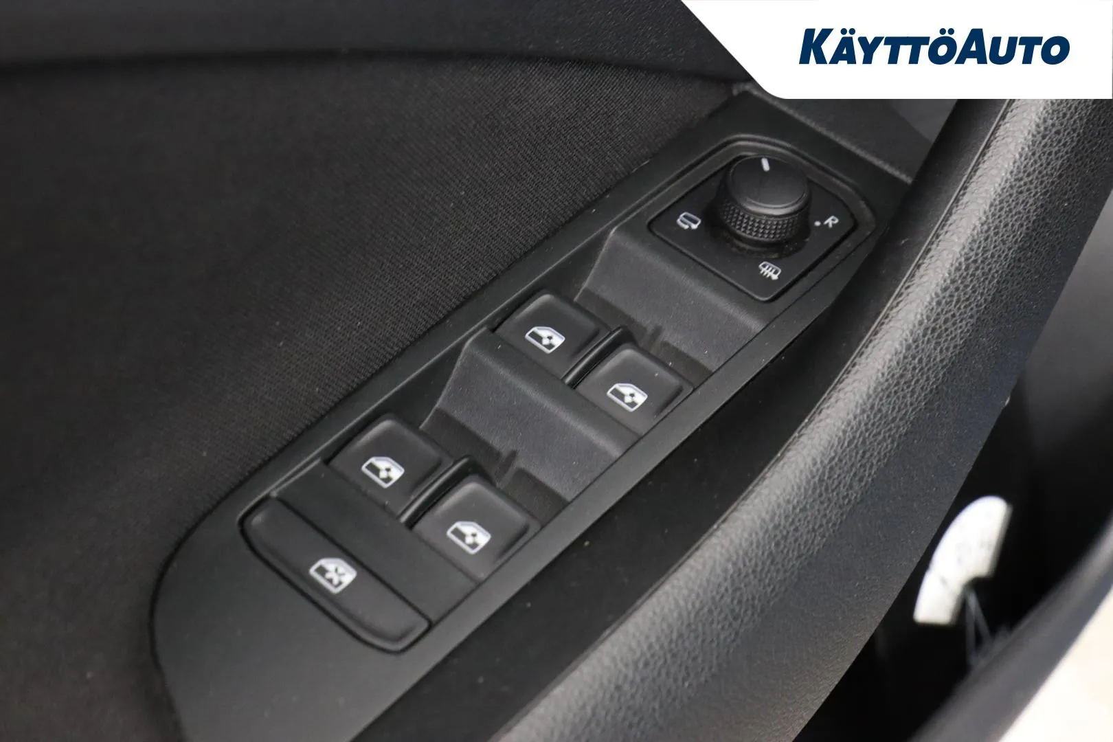 Skoda Kamiq SYV-375 carousel image