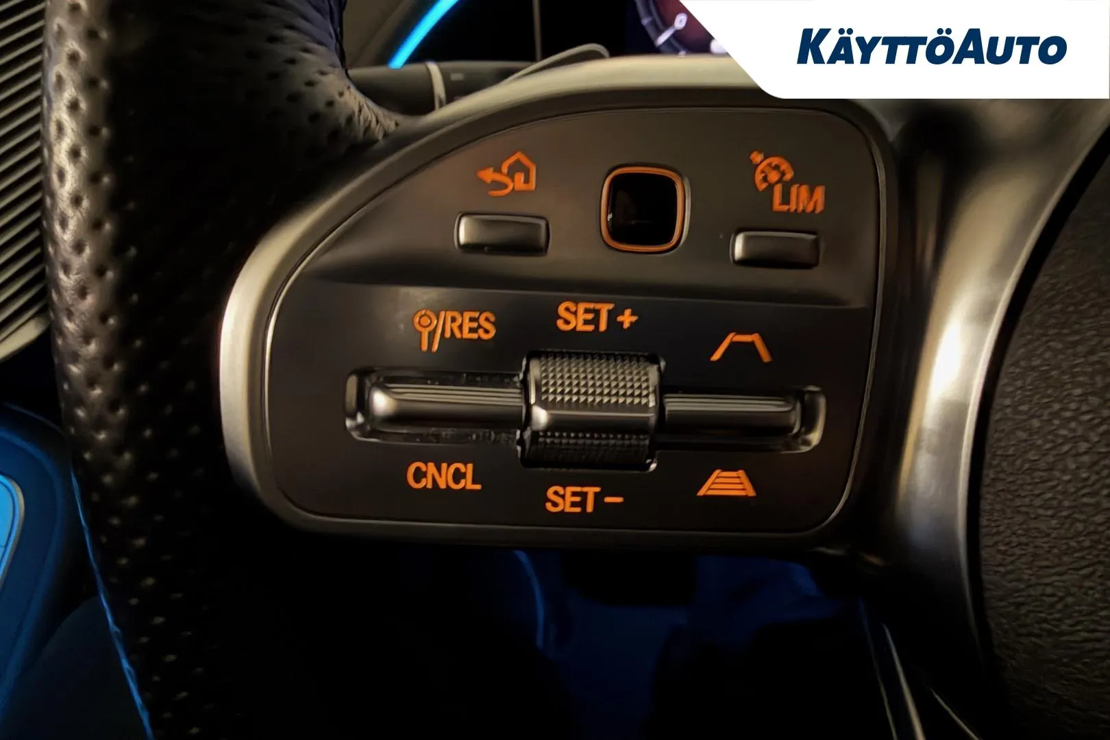 MERCEDES-BENZ EQC XSE-284 carousel image