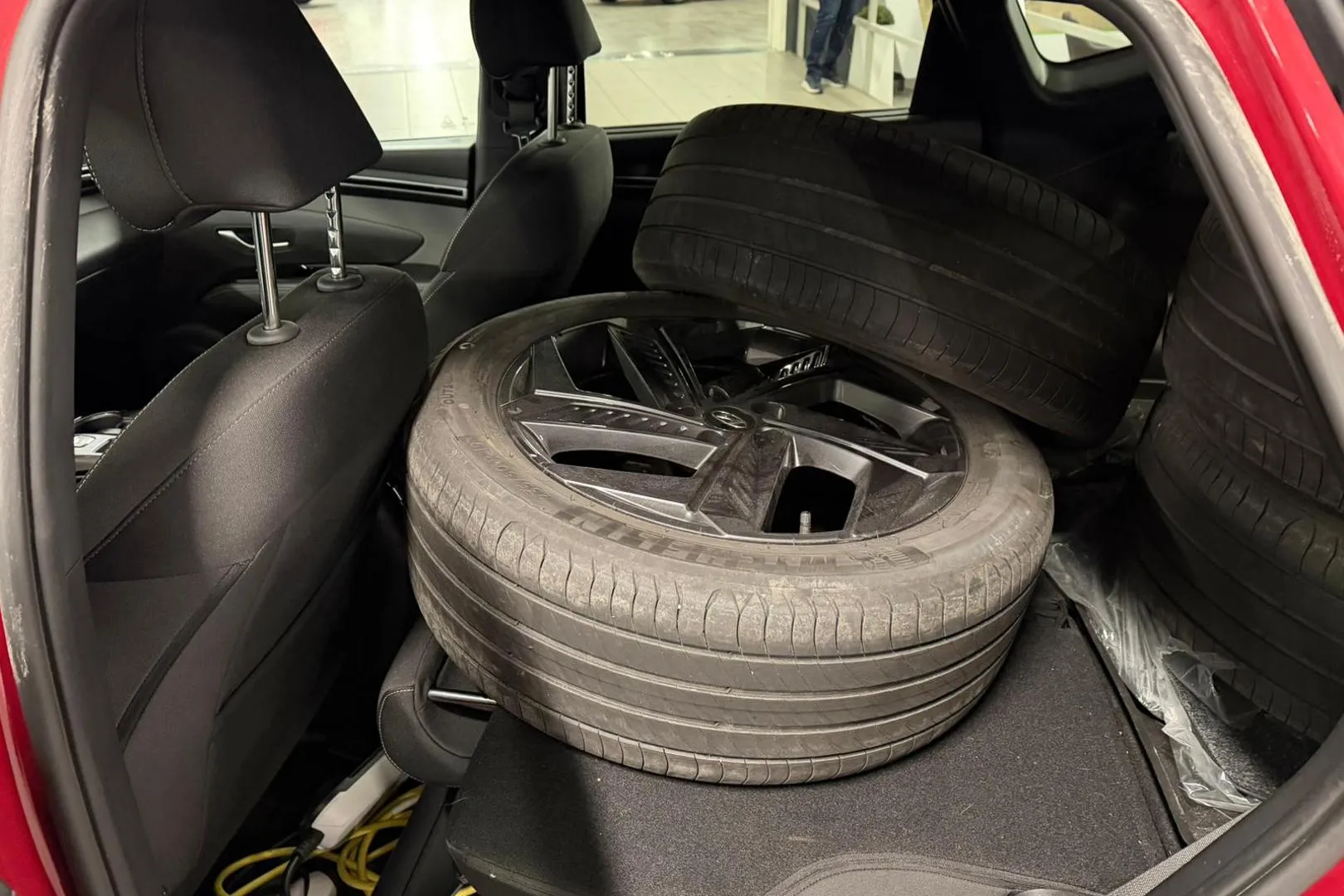 HYUNDAI Tucson MPB-241 carousel image