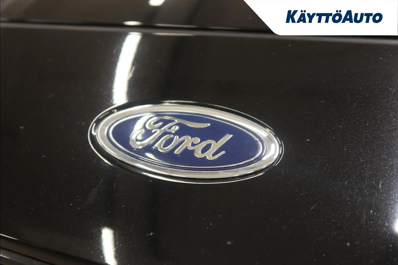 FORD Kuga YKU-701 carousel image