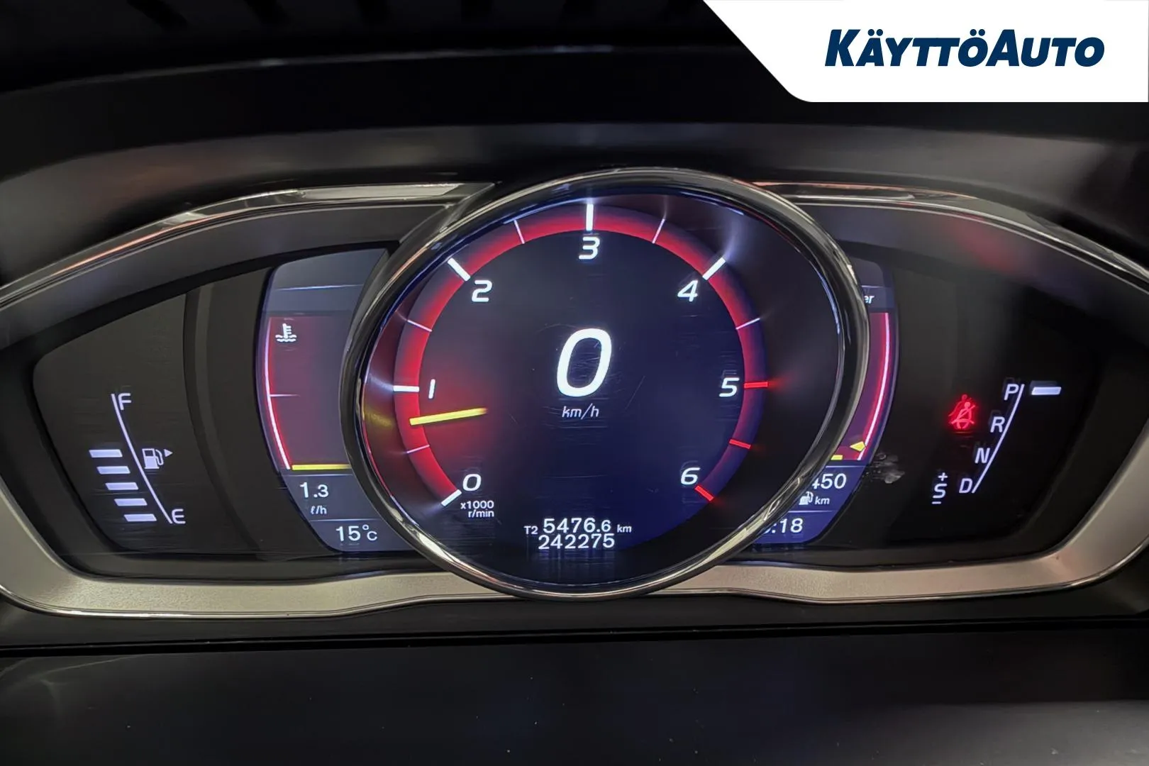 VOLVO XC60 VYX-151 carousel image