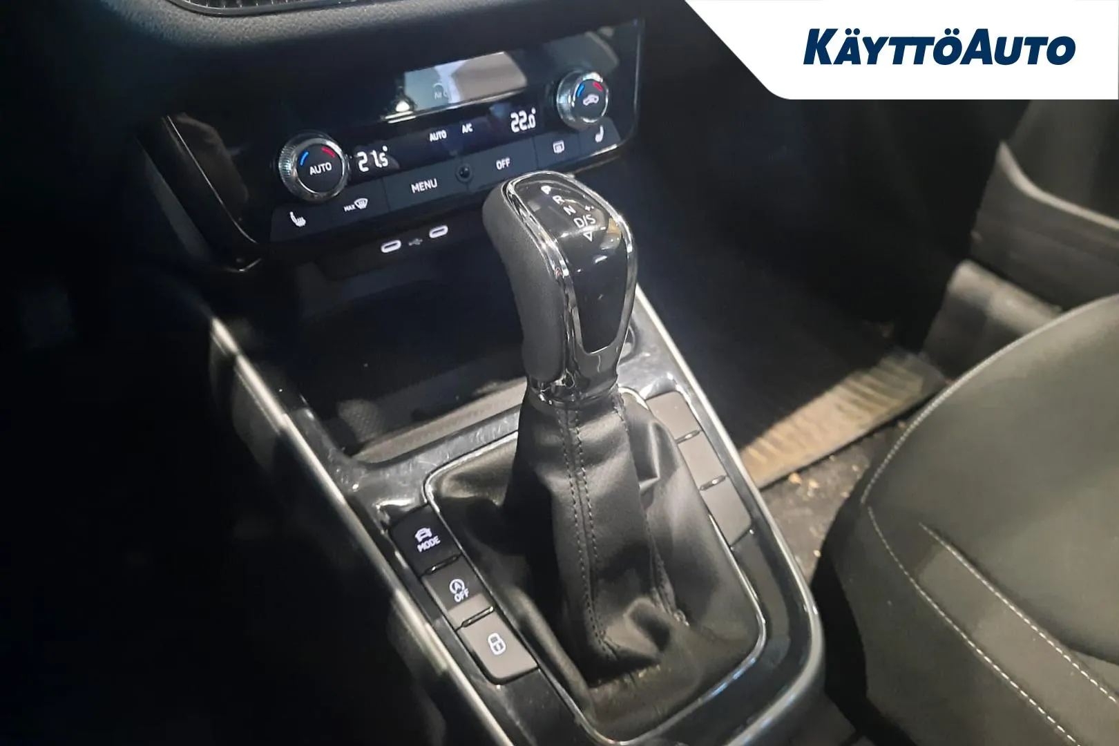 SKODA Fabia MLO-868 carousel image