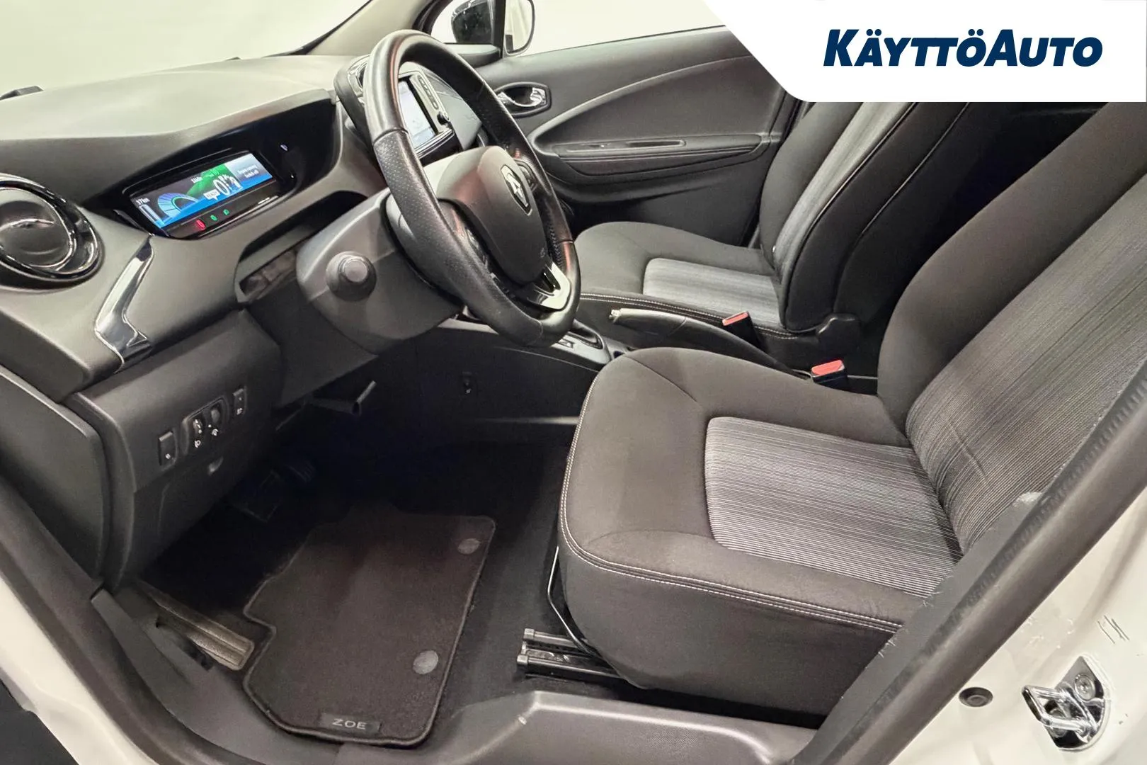 RENAULT Zoe NLG-247 carousel image