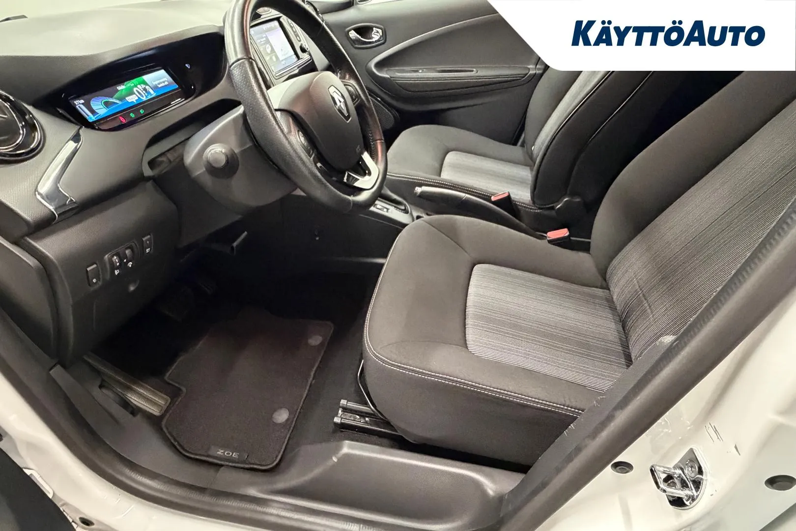 RENAULT Zoe NLG-247 carousel image