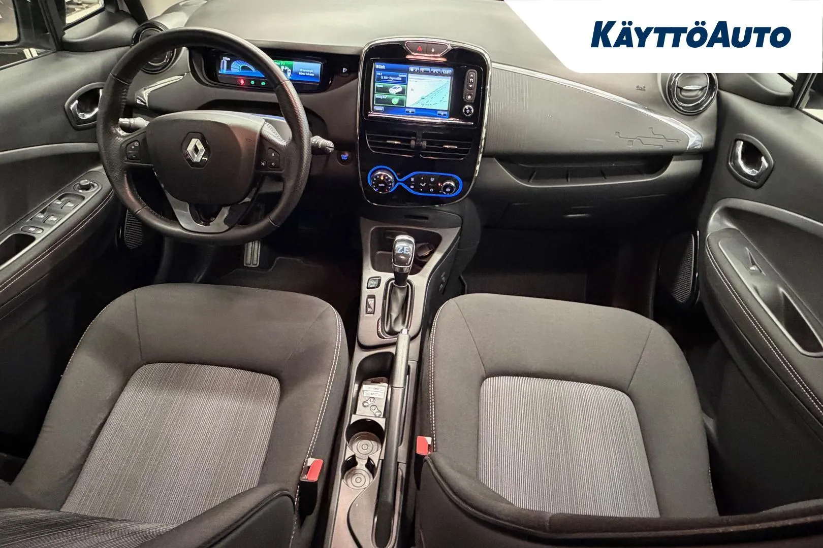 RENAULT Zoe NLG-247 carousel image