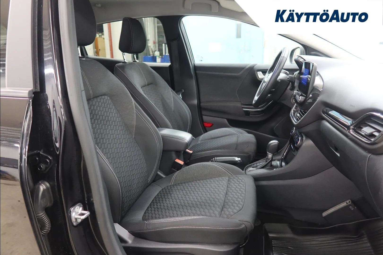 FORD Puma ZNT-722 carousel image