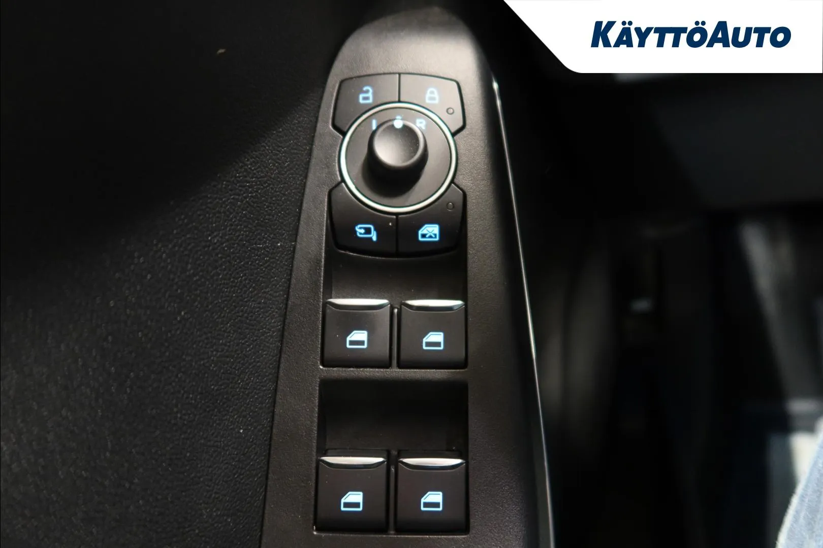 FORD Puma ZNT-722 carousel image