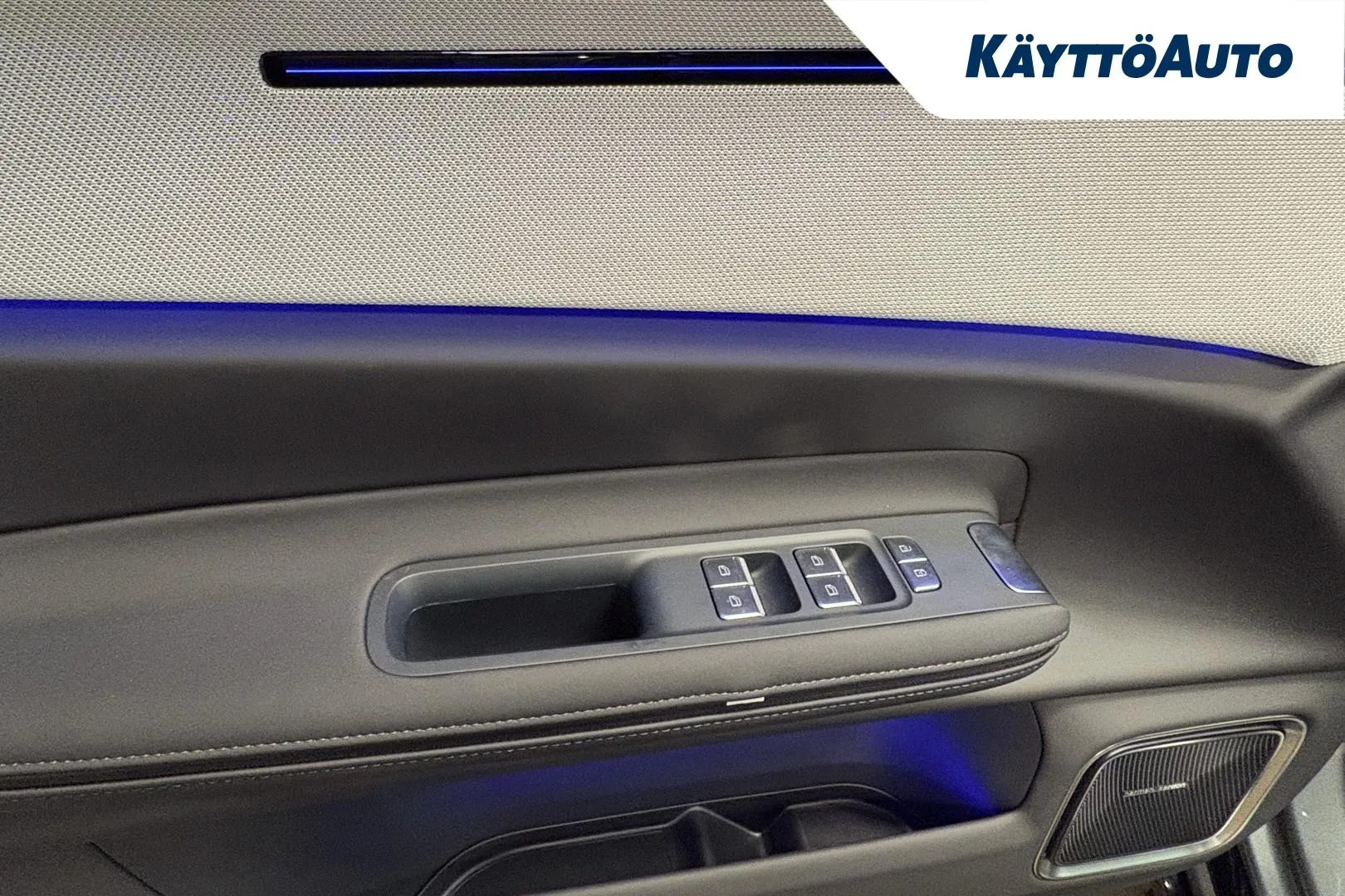 Polestar 4 EVS-115 carousel image