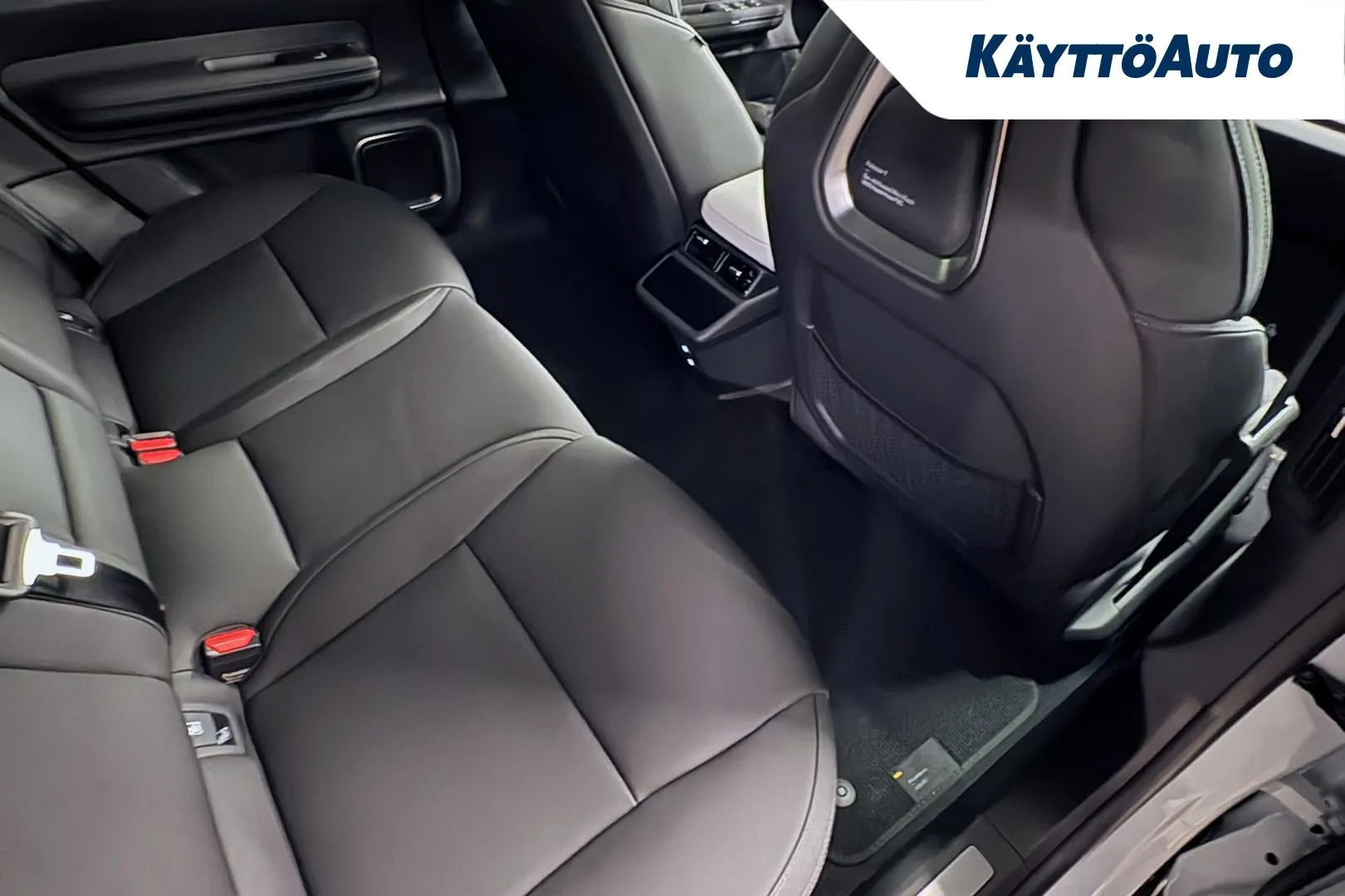 Polestar 4 MRO-788 carousel image