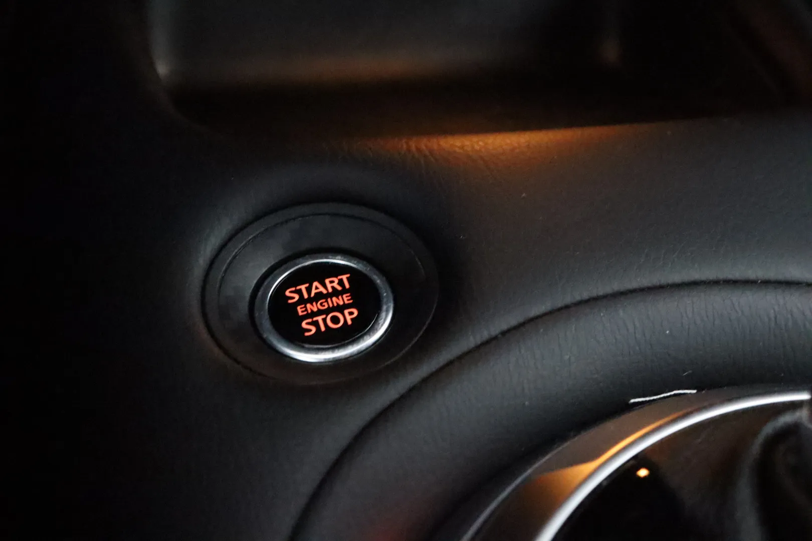 Nissan Juke KVT-504 carousel image