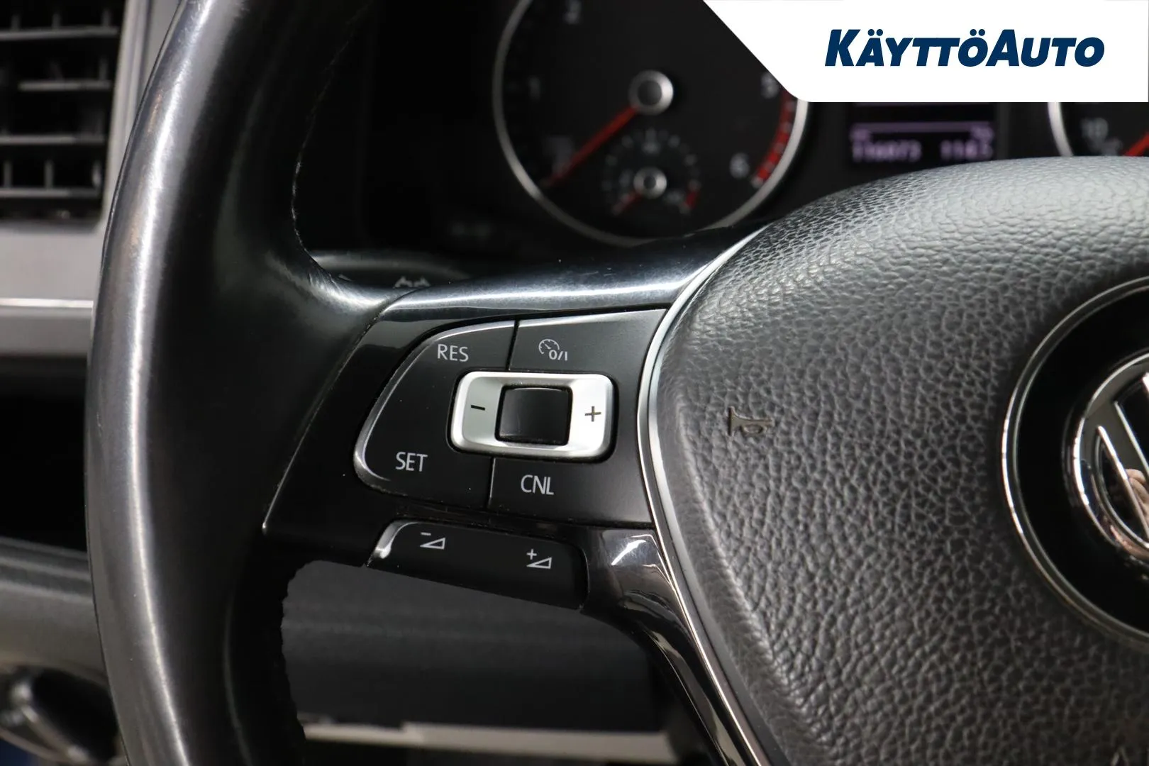 Volkswagen Transporter EPL-830 carousel image