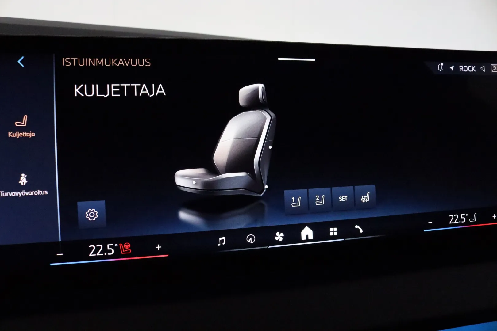 BMW X3 XUZ-503 carousel image