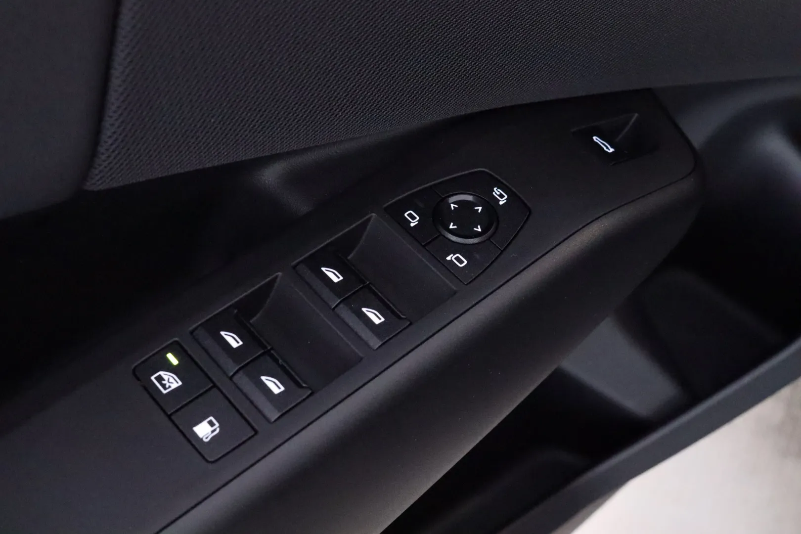 BMW X3 XUZ-503 carousel image