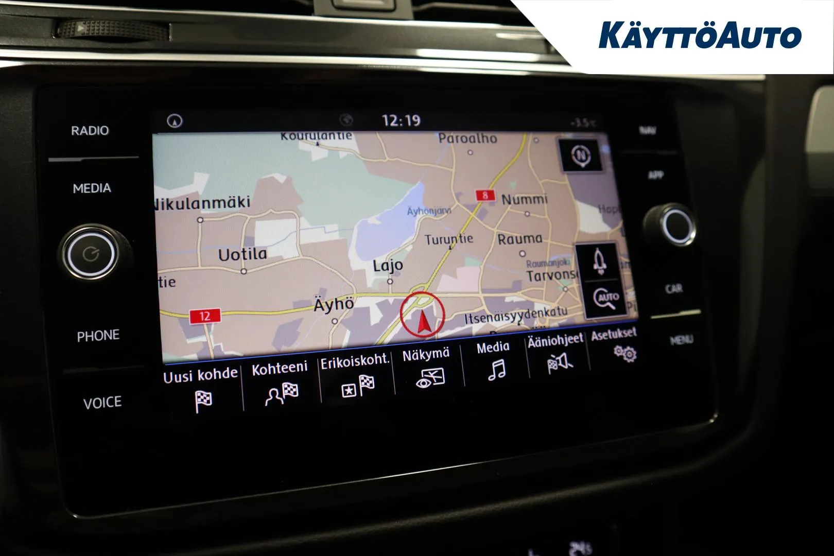 VOLKSWAGEN Tiguan GMV-960 carousel image