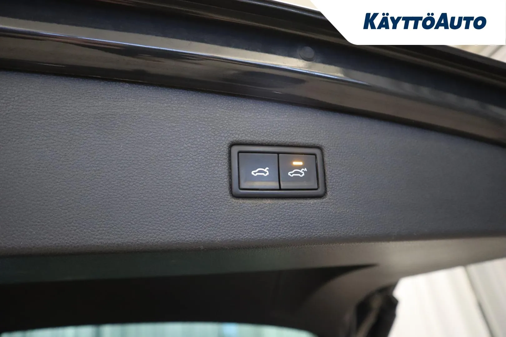 VOLKSWAGEN Tiguan GMV-960 carousel image