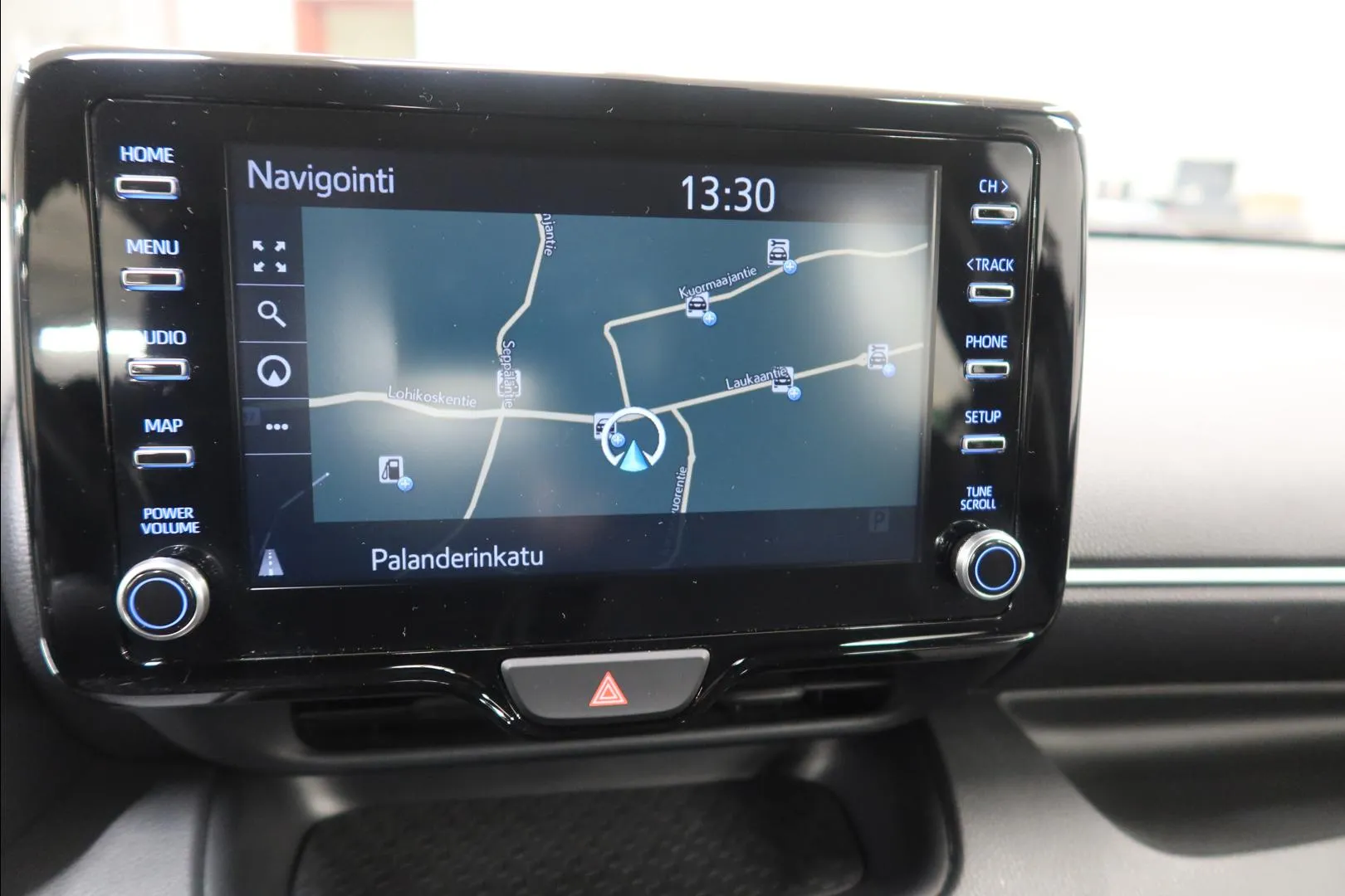 TOYOTA Yaris GOS-449 carousel image