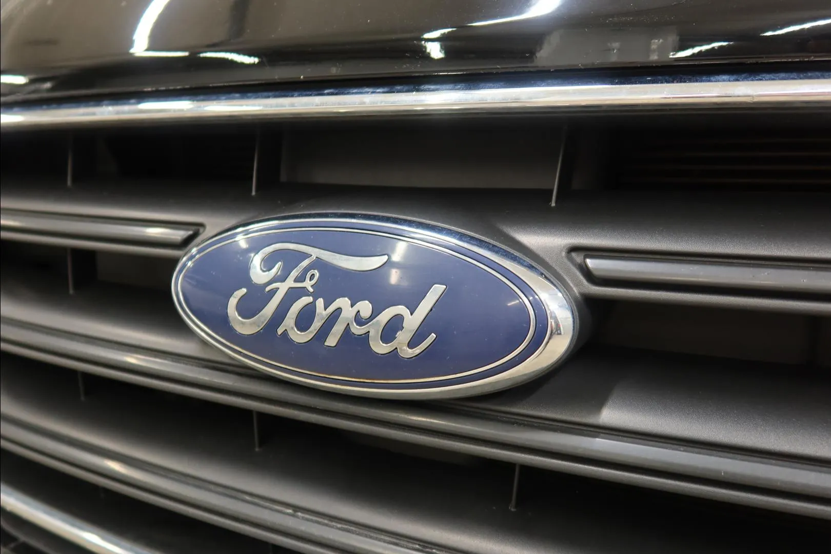 Ford Transit Custom XOS-171 carousel image