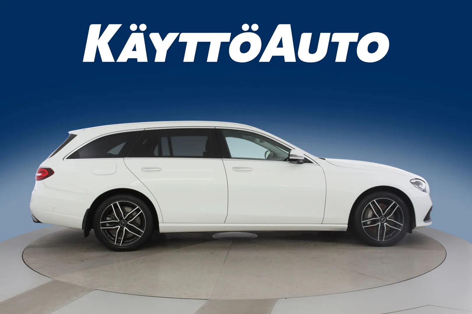 MERCEDES-BENZ E OZS-934 carousel image