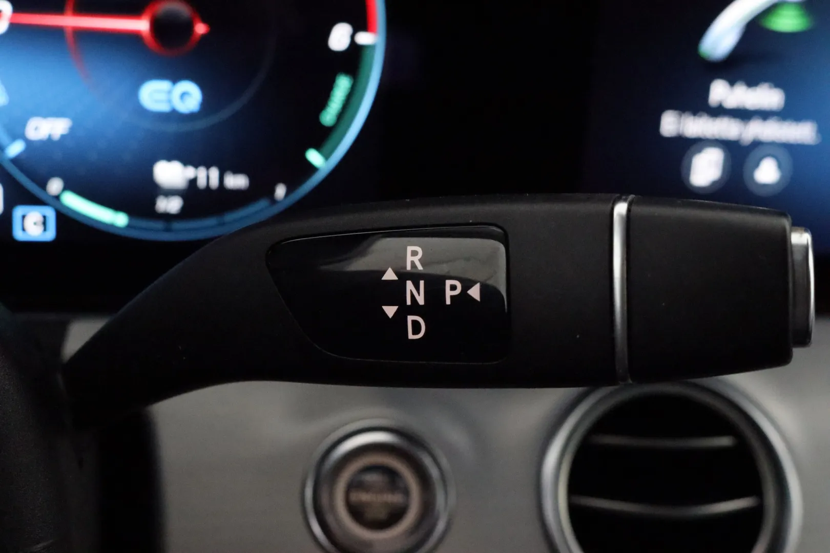 MERCEDES-BENZ E OZS-934 carousel image