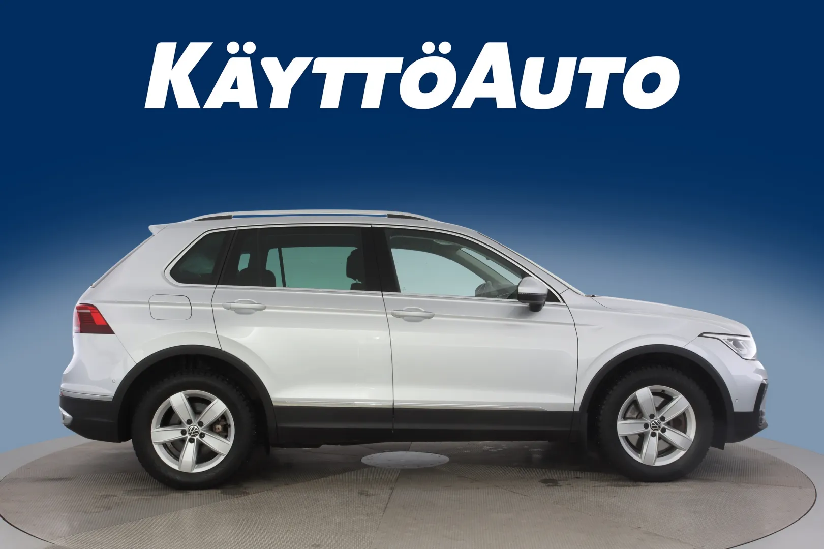VOLKSWAGEN Tiguan CPM-907 carousel image