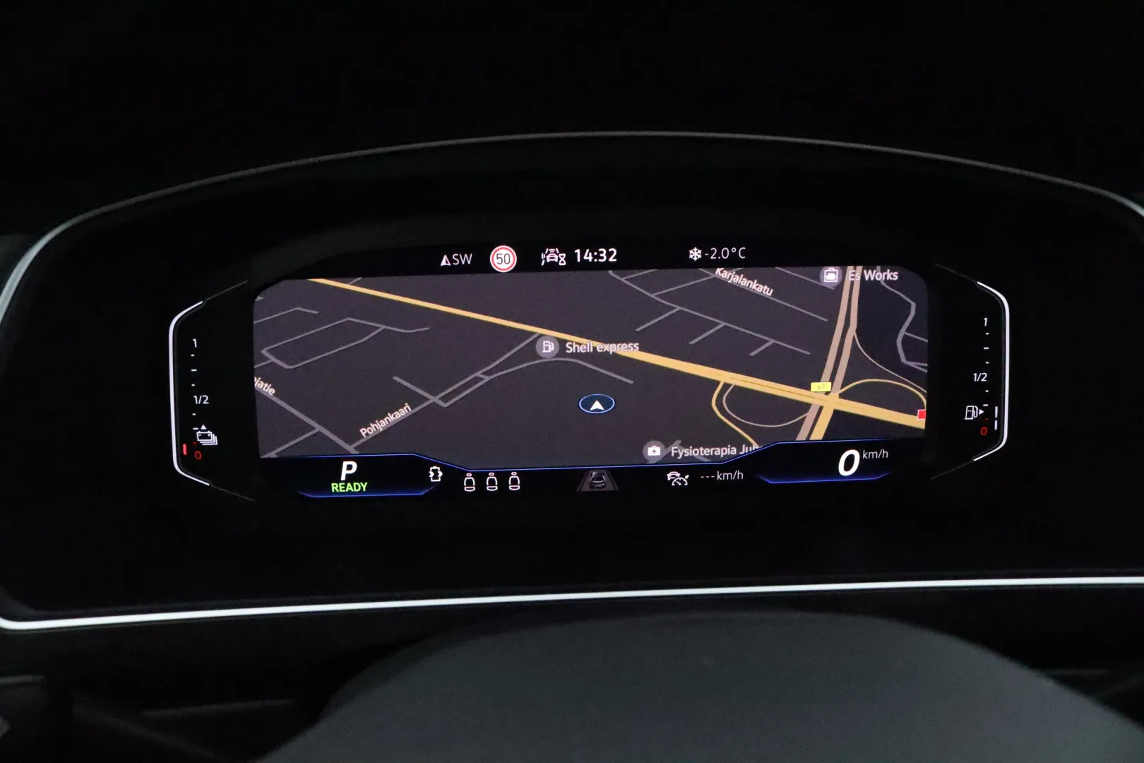 VOLKSWAGEN Tiguan CPM-907 carousel image