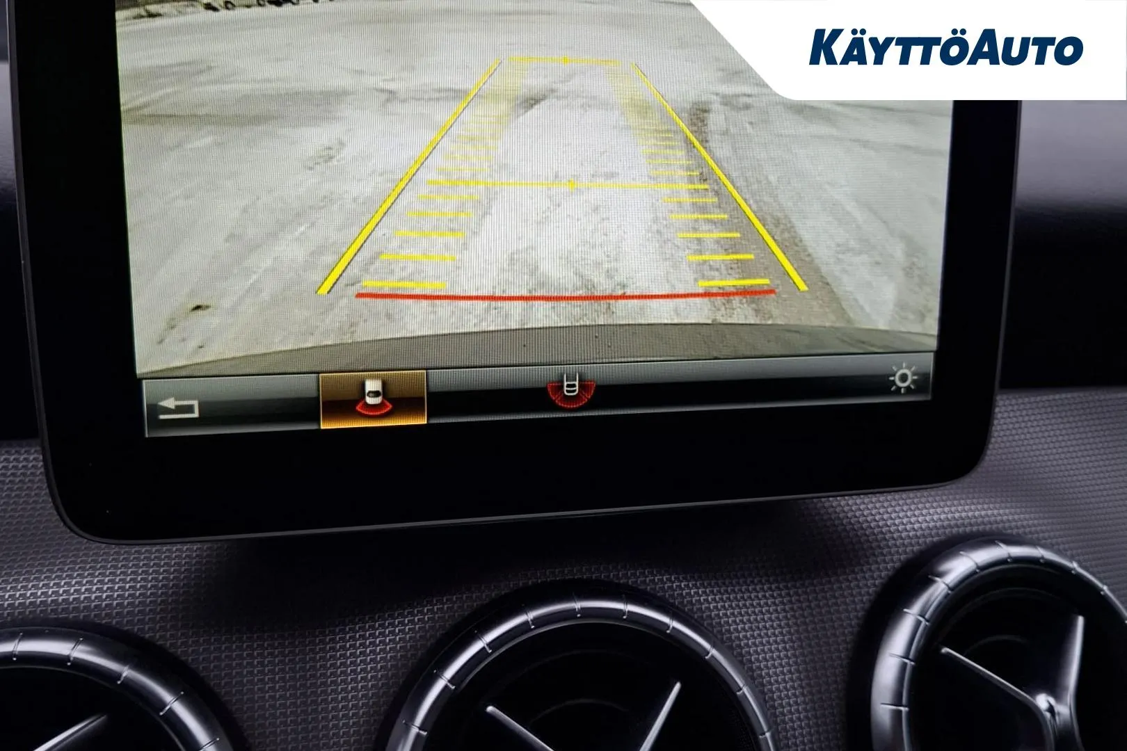 Mercedes-Benz CLA CMF-294 carousel image