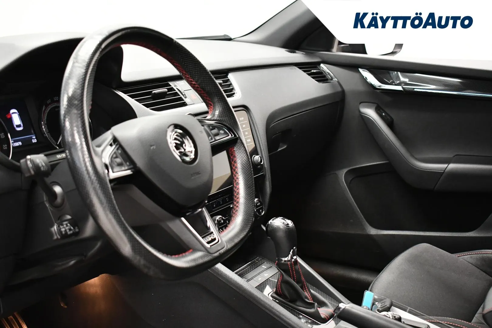 SKODA Octavia OVZ-600 carousel image