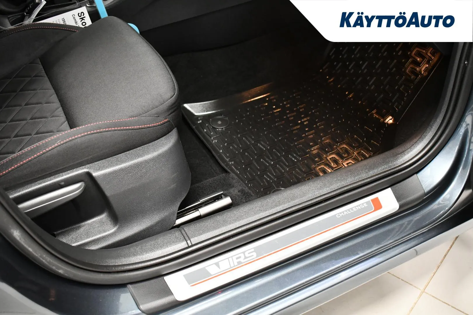 SKODA Octavia OVZ-600 carousel image