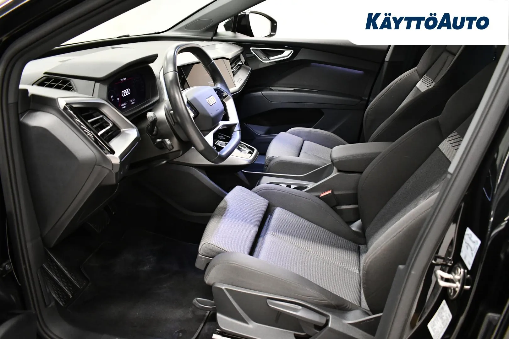 AUDI Q4 e-tron XRS-628 carousel image