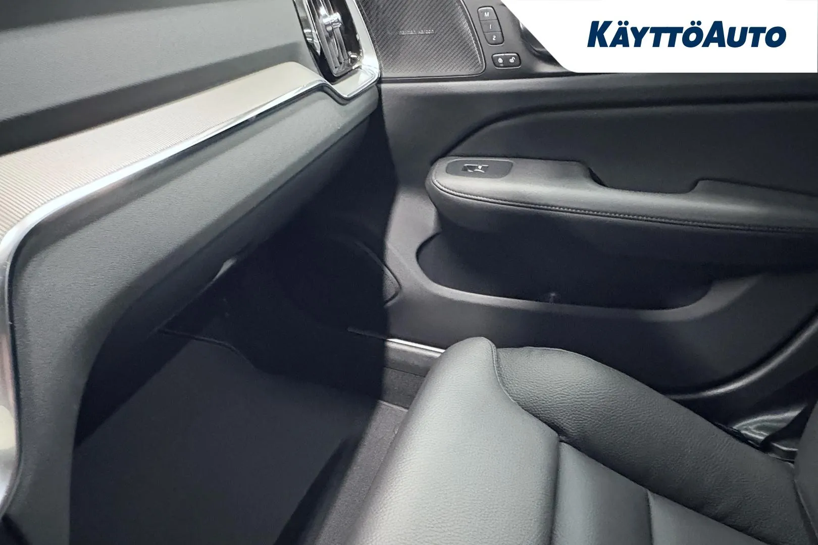 Volvo V60 NOJ-786 carousel image