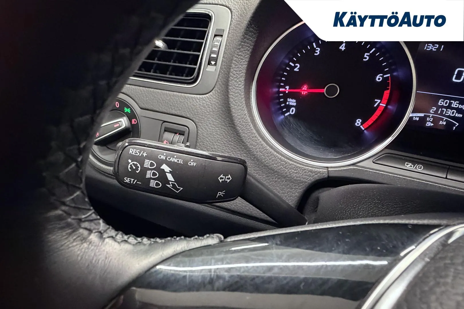 VOLKSWAGEN Polo ISV-845 carousel image