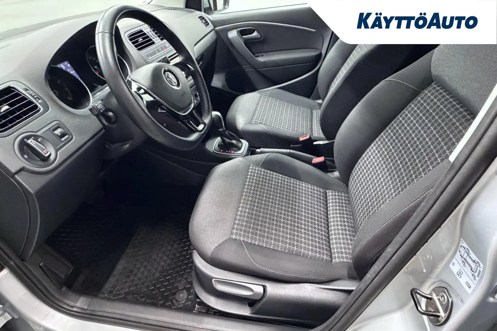 VOLKSWAGEN Polo ISV-845 carousel image