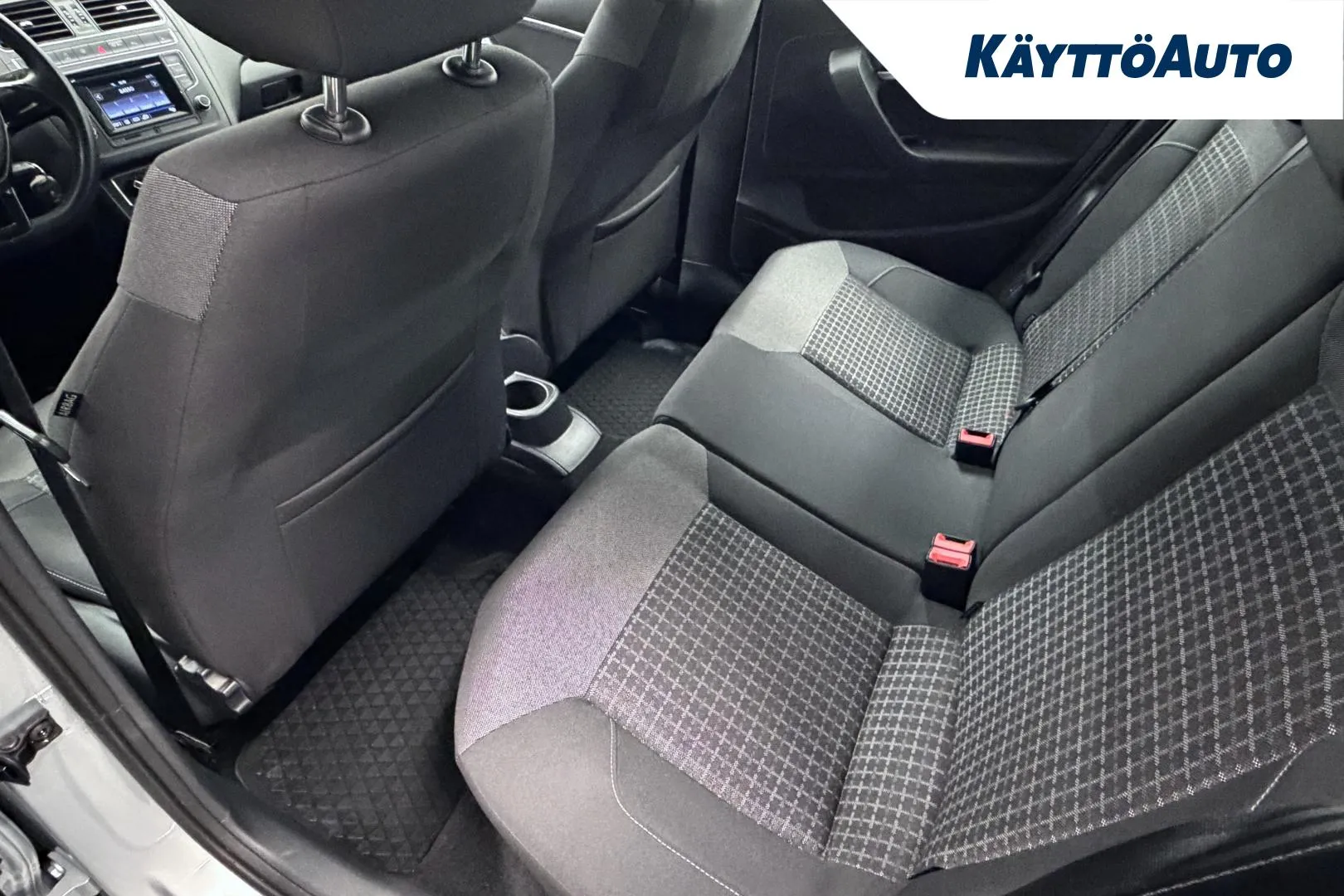 VOLKSWAGEN Polo ISV-845 carousel image