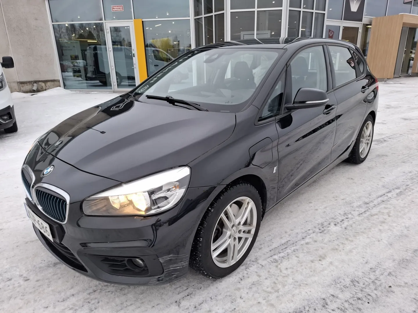 BMW 225 KTP-686 carousel image