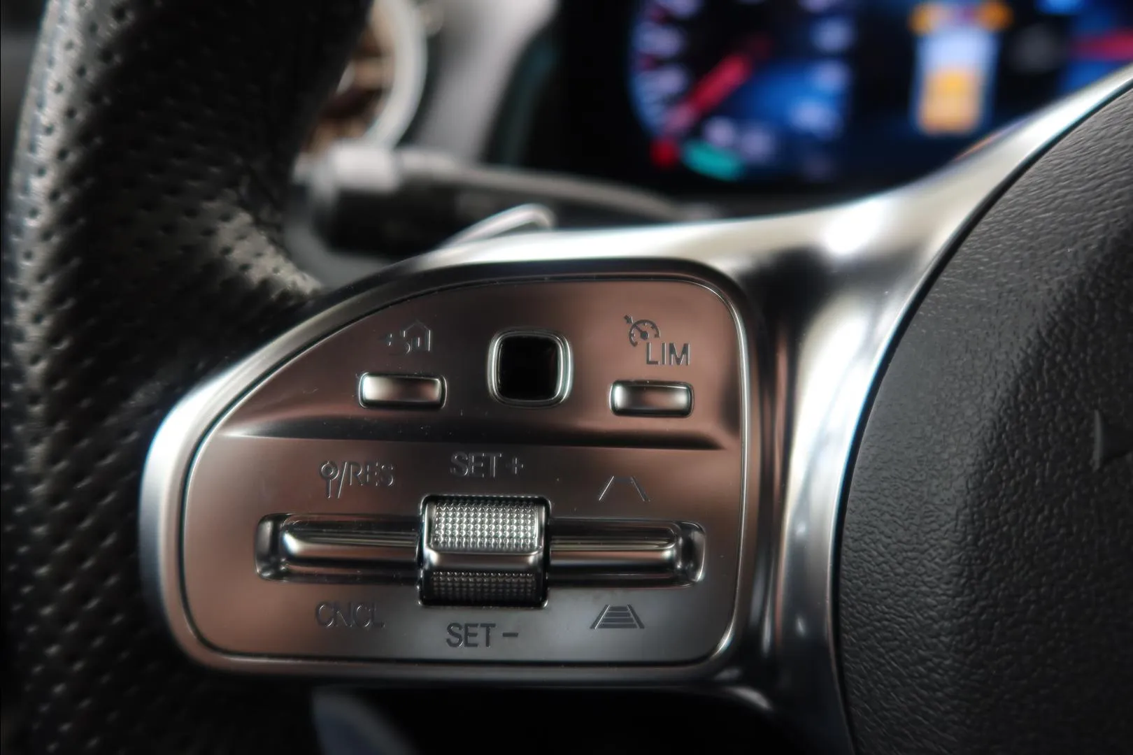 Mercedes-Benz EQB NMI-787 carousel image