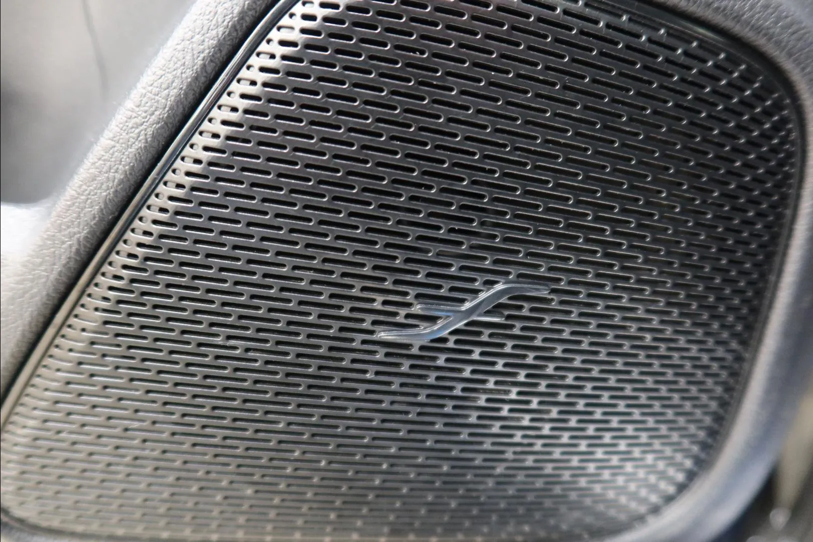 Mercedes-Benz EQB NMI-787 carousel image